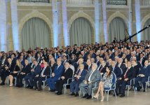 Prezident İlham Əliyev: Bizim amalımız qüdrətli Azərbaycandır, müstəqillikdir, inkişafdır, sosial rifahdır (FOTO)