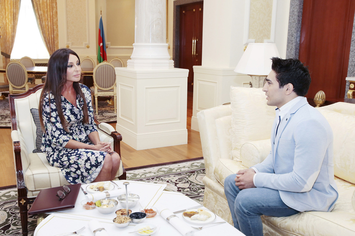 Mehriban Əliyeva: Azərbaycan artıq altıncı dəfə "Eurovision" mahnı müsabiqəsində uğurla təmsil olunub (FOTO)