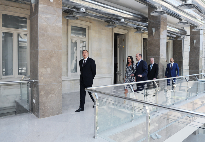 Prezident İlham Əliyev və xanımı Azərbaycan Milli İncəsənət Muzeyinin yeni korpusunun açılışda iştirak ediblər (FOTO)