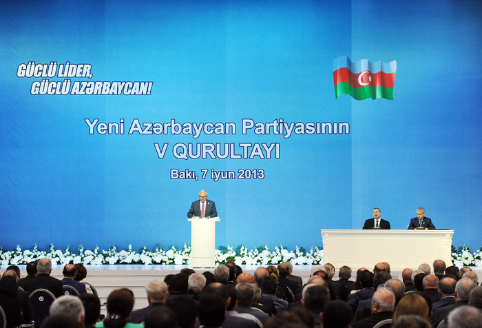 Prezident İlham Əliyev: Bizim amalımız qüdrətli Azərbaycandır, müstəqillikdir, inkişafdır, sosial rifahdır (FOTO)