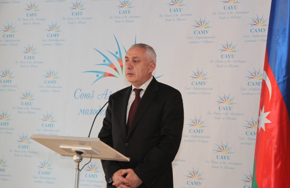 Kiyevdə “Heydər Əliyev liderlik dərsi” sənədli filminin təqdimat mərasimi olub (FOTO)