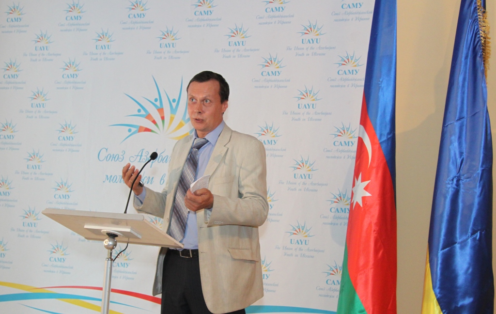 Kiyevdə “Heydər Əliyev liderlik dərsi” sənədli filminin təqdimat mərasimi olub (FOTO)