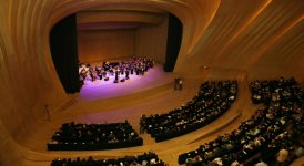 Heydər Əliyev Mərkəzi Milli Qurtuluş Günü münasibətilə maraqlı konsert təşkil edib (FOTO)