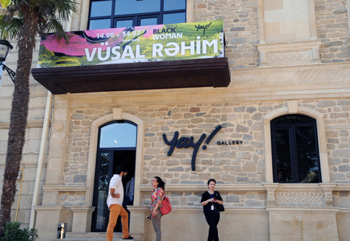 "YAY" qalereyasında gənc rəssam Vüsal Rəhimin ilk fərdi sərgisi açılıb - (FOTO)