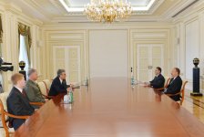 İlham Əliyev Böyük Britaniya Müdafiə Nazirliyinin üzrə birinci müavinini qəbul edib