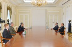 İlham Əliyev Böyük Britaniya Müdafiə Nazirliyinin üzrə birinci müavinini qəbul edib