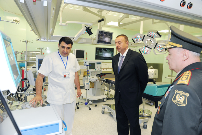 Prezident İlham Əliyev Silahlı Qüvvələrin Baş Klinik Hospitalının ikinci müalicə korpusunun açılışında iştirak edib (FOTO)
