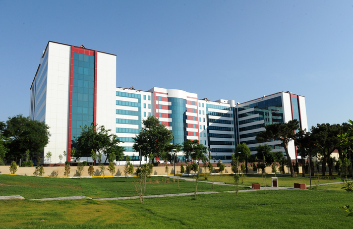 Prezident İlham Əliyev Silahlı Qüvvələrin Baş Klinik Hospitalının ikinci müalicə korpusunun açılışında iştirak edib (FOTO)