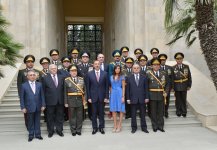 Azərbaycan Silahlı Qüvvələrinin yaradılmasının 95 illiyi münasibətilə Bakıda hərbi parad başa çatıb (ƏLAVƏ OLUNUB) (VİDEO) (FOTO)