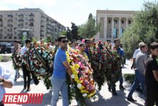 Səyavuş Aslanın səhnədə son "rolu" (ƏLAVƏ OLUNUB 3) (FOTO 2)