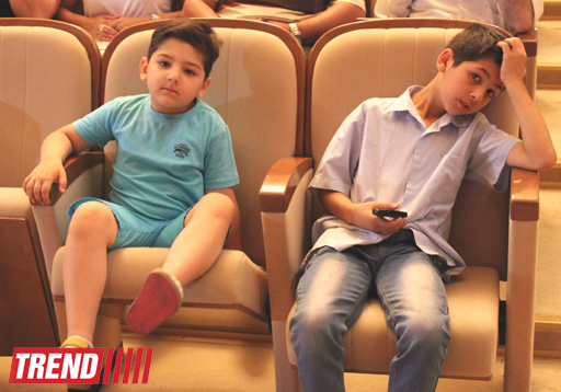 Səyavuş Aslanın səhnədə son "rolu" (ƏLAVƏ OLUNUB 3) (FOTO 2)