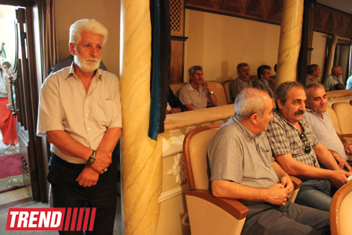Səyavuş Aslanın səhnədə son "rolu" (ƏLAVƏ OLUNUB 3) (FOTO 2)