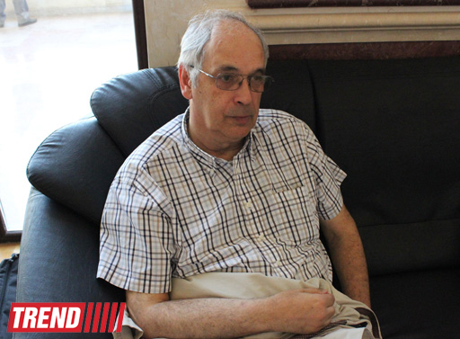 Səyavuş Aslanın səhnədə son "rolu" (ƏLAVƏ OLUNUB 3) (FOTO 2)