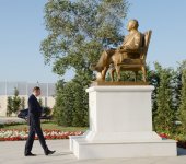 Prezident İlham Əliyev: Azərbaycan dünya miqyasında nadir ölkələrdəndir ki, enerji təhlükəsizliyini özü 100 faiz təmin edir (FOTO)