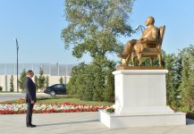 Prezident İlham Əliyev: Azərbaycan dünya miqyasında nadir ölkələrdəndir ki, enerji təhlükəsizliyini özü 100 faiz təmin edir (FOTO)