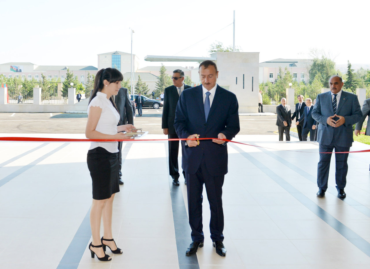 İlham Əliyev Şirvan Olimpiya İdman Kompleksinin açılışında iştirak edib (FOTO)