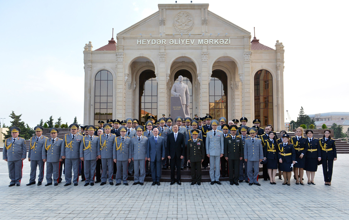 Prezident İlham Əliyev: Azərbaycanda polis orqanlarında islahatlar uğurla gedir, peşəkarlıq artır (FOTO)