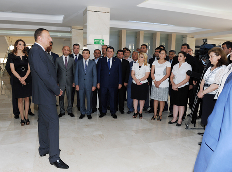 Prezident İlham Əliyev: Azərbaycan elə bil ki, bir inkişaf, sabitlik, həmrəylik adasıdır (FOTO)