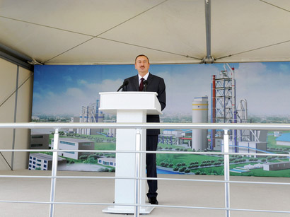 Prezident İlham Əliyev: Son 10 il ərzində 1 milyon 100 mindən artıq iş yeri açılıb (FOTO)