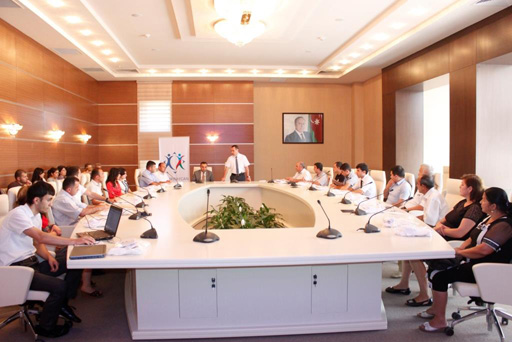 Gənclər Fondunun regionlarda təqdimatı davam edir (FOTO)