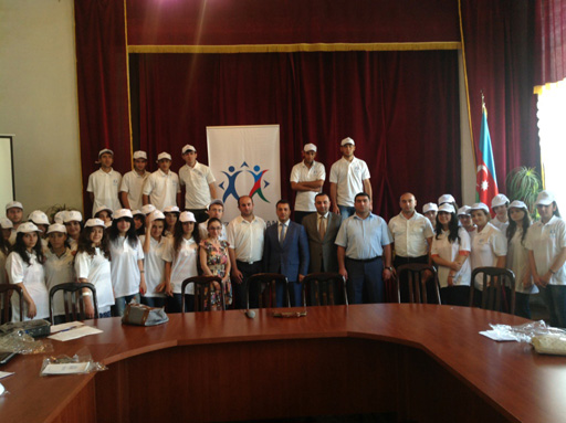 Gənclər Fondu qrant müsabiqəsi ilə əlaqədar regionlarda təqdimatlar keçirir (FOTO)