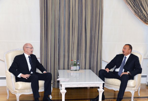 Prezident İlham Əliyev Almaniyanın Azərbaycandakı səfirini qəbul edib