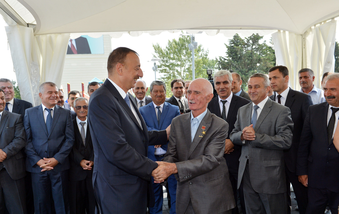 Prezident İlham Əliyev: Yaxın 2-3 il ərzində ölkəmizin hər bir şəhərində təmiz içməli su layihələri istismara veriləcək (FOTO)