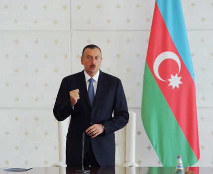 Prezident İlham Əliyev: Bu rübdə vətəndaşların pensiyaları, əməkhaqları  artırılacaq (FOTO) (ƏLAVƏ OLUNUB)