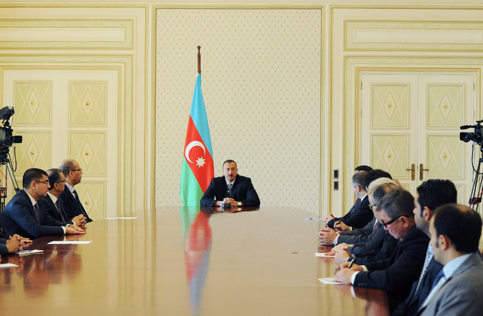 Prezident İlham Əliyev: Azərbaycan İslam həmrəyliyinin gücləndirilməsi işinə öz töhfəsini verir (FOTO)