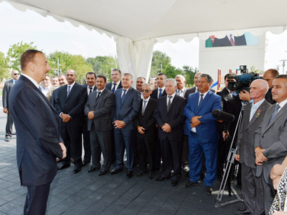 Prezident İlham Əliyev: Yaxın 2-3 il ərzində ölkəmizin hər bir şəhərində təmiz içməli su layihələri istismara veriləcək (FOTO)