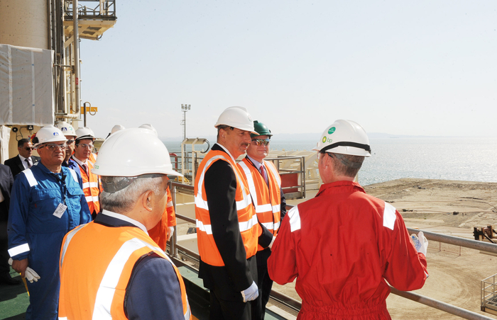 Prezident İlham Əliyev: Azərbaycanın neft-qaz sektoru inkişafdadır, amma gələcəkdə bir neçə platforma tikilməlidir (FOTO)