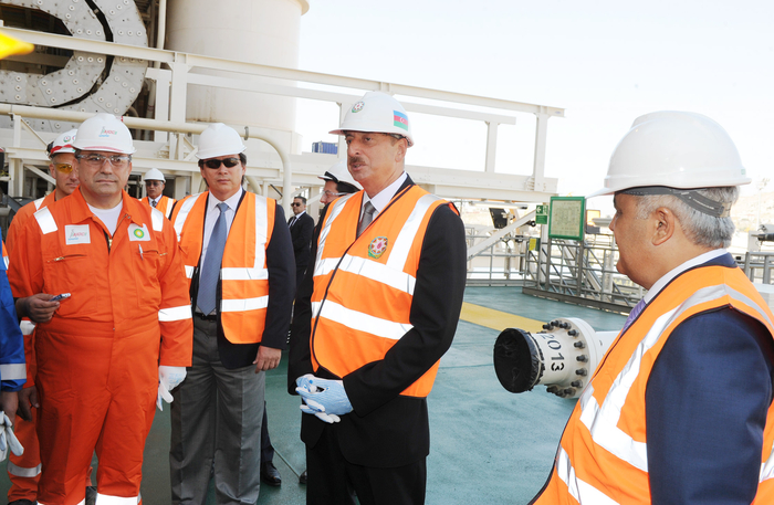 Prezident İlham Əliyev: Azərbaycanın neft-qaz sektoru inkişafdadır, amma gələcəkdə bir neçə platforma tikilməlidir (FOTO)