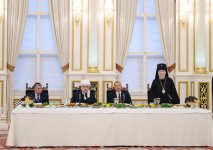 Prezident İlham Əliyev: Azərbaycanın ən böyük sərvətlərindən biri də ölkədə bütün xalqların, bütün dinlərin nümayəndələrinin bir ailə kimi yaşamasıdır (FOTO)