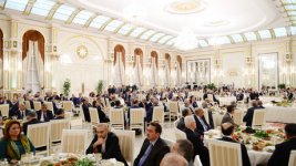 Prezident İlham Əliyev: Azərbaycanın ən böyük sərvətlərindən biri də ölkədə bütün xalqların, bütün dinlərin nümayəndələrinin bir ailə kimi yaşamasıdır (FOTO)