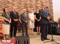 Şəfiqə Axundova son mənzilə alqışlarla yola salındı (FOTO)