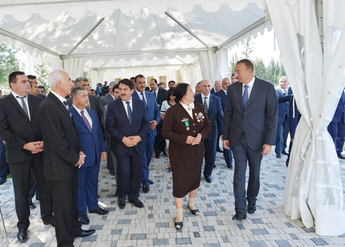 Prezident İlham Əliyev: Azərbaycan artıq dünya miqyasında güclü dövlət kimi tanınır (FOTO)