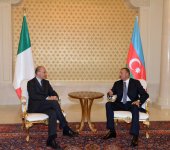 İlham Əliyevin və İtaliya Nazirlər Şurası Prezidentinin təkbətək görüşü olub (FOTO)