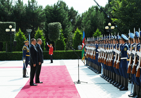 İtaliya Nazirlər Şurasının Prezidenti Enriko Lettanın rəsmi qarşılanma mərasimi olub (FOTO)