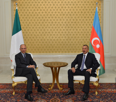 İlham Əliyevin və İtaliya Nazirlər Şurası Prezidentinin təkbətək görüşü olub (FOTO)