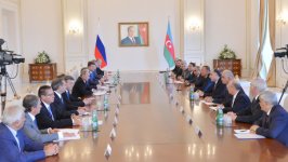 Prezident İlham Əliyev: Azərbaycan və Rusiya arasında bütün məsələlər üzrə mövqelər oxşardır (FOTO)