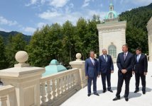 Prezident Qəbələdə Heydər Əliyev Konqres Mərkəzinin açılışında iştirak edib (FOTO)