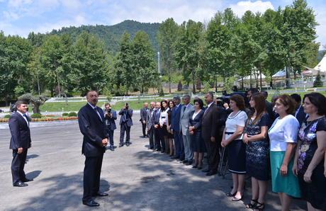 Prezident Qəbələdə Heydər Əliyev Konqres Mərkəzinin açılışında iştirak edib (FOTO)