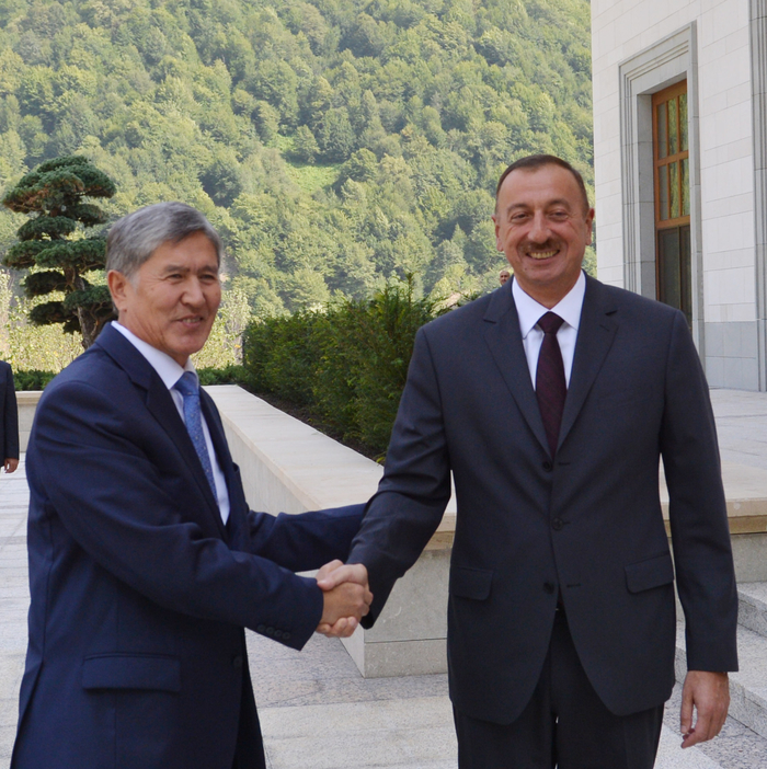 İlham Əliyev Qəbələdə türkiyəli və qırğızıstanlı həmkarları ilə görüşüb (FOTO)