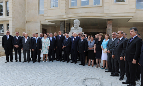Prezident İlham Əliyev: Azərbaycanın çox zəngin mədəniyyəti vardır (FOTO)