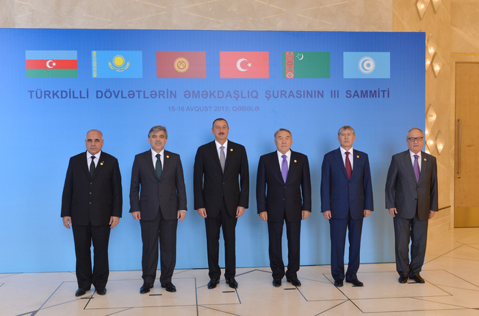 Prezident İlham Əliyev: Türk dünyasının turizm potensialı haqqında birgə sərgi keçirilməlidir (ƏLAVƏ OLUNUB)(FOTO)