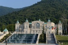 Prezident İlham Əliyev: Türk dünyasının turizm potensialı haqqında birgə sərgi keçirilməlidir (ƏLAVƏ OLUNUB)(FOTO)