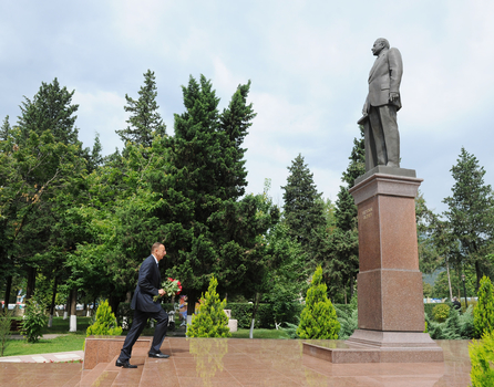İlham Əliyev Zaqatala rayonuna səfərə gəlib (FOTO)