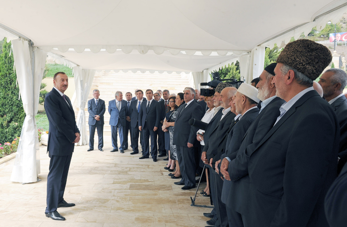 Yardımlı şəhərinə içməli su verilib (FOTO)