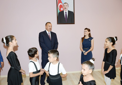 Prezident İlham Əliyev Biləsuvarda Heydər Əliyev Mərkəzinin açılışında iştirak edib (FOTO)