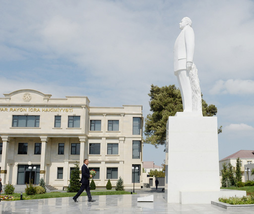 Prezident İlham Əliyev Biləsuvar rayonuna səfərə gəlib (FOTO)